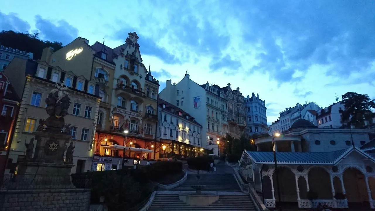 Hotel Chebsky Dvur - Egerlander Hof à Karlovy Vary 3*,